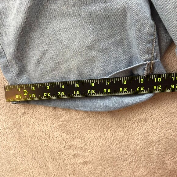 Levis Signature Womens Jean Shorts Suze 12 Mid-Rise Blue Denim Casual Cuffed - Picture 7 of 14